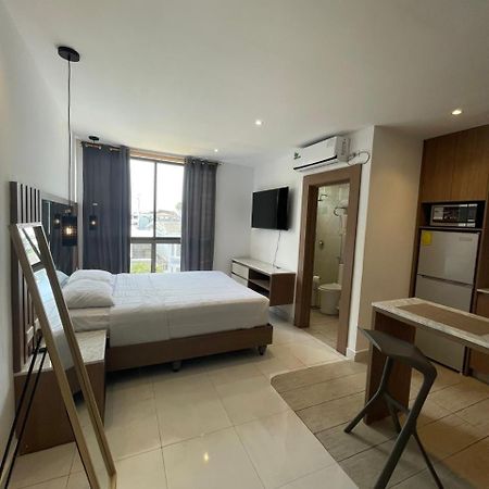 Novapark Kennedy Hotel กวายากิล ภายนอก รูปภาพ